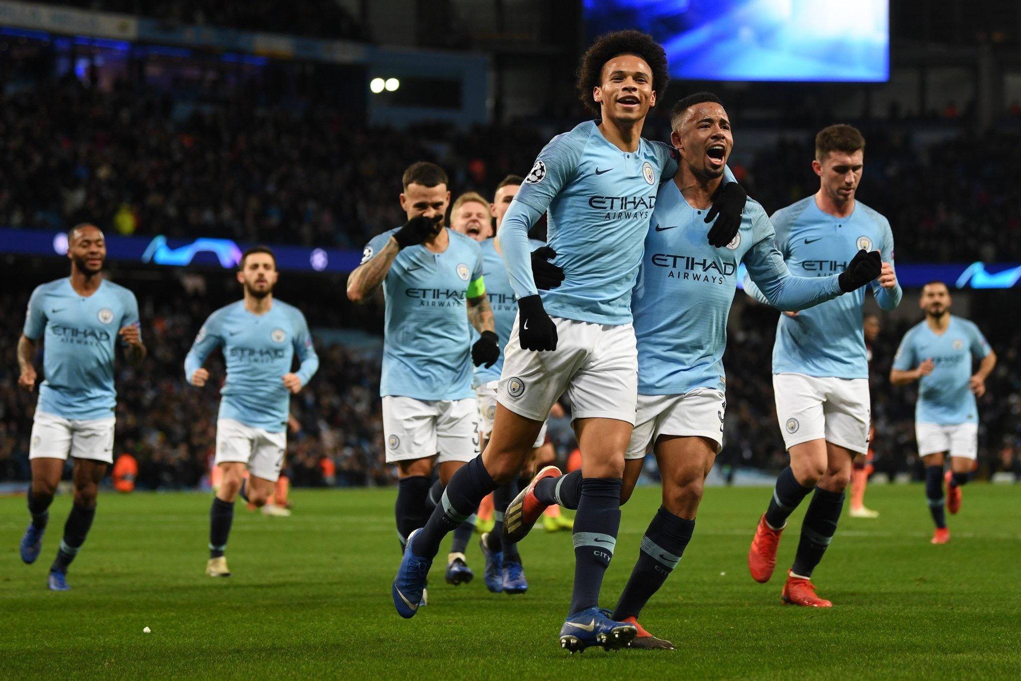 年中國足球 年中國足球